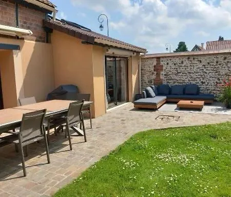 Ferienhaus Maisons Avec Piscine Et Sauna Pres De Paris & Giverny