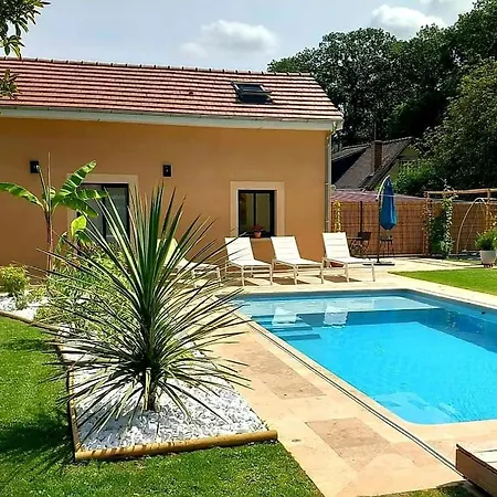 Ferienhaus Maisons Avec Piscine Et Sauna Pres De Paris & Giverny
